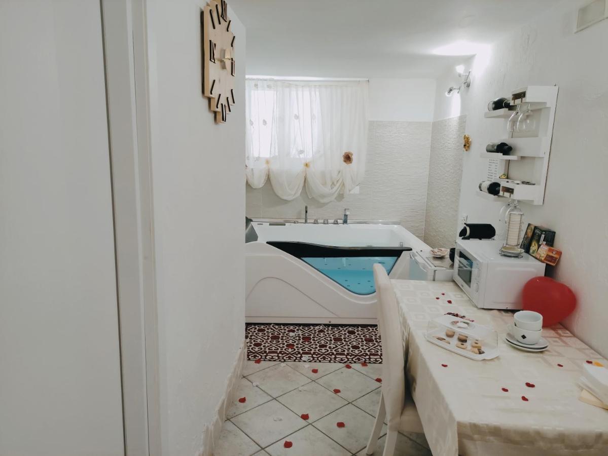26 Suite Home Ostuni Buitenkant foto