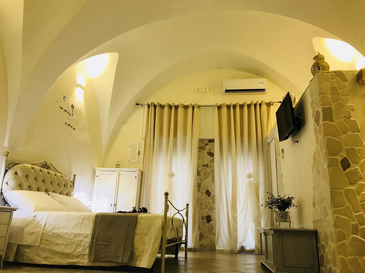 26 Suite Home Ostuni Buitenkant foto