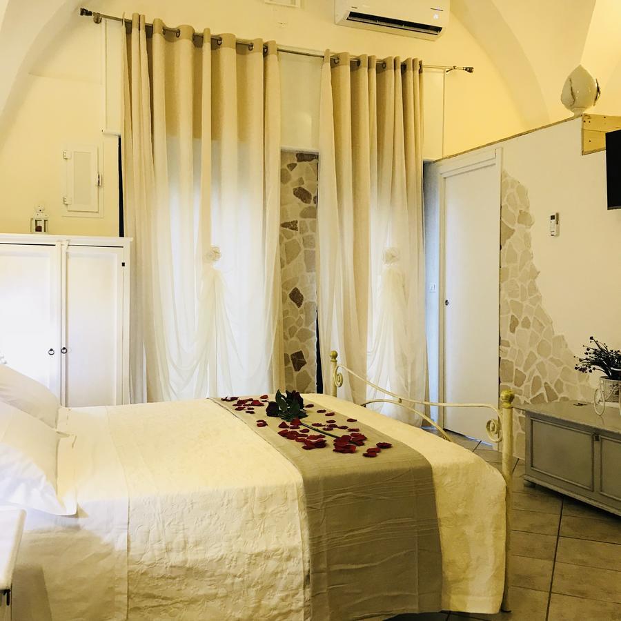 26 Suite Home Ostuni Buitenkant foto
