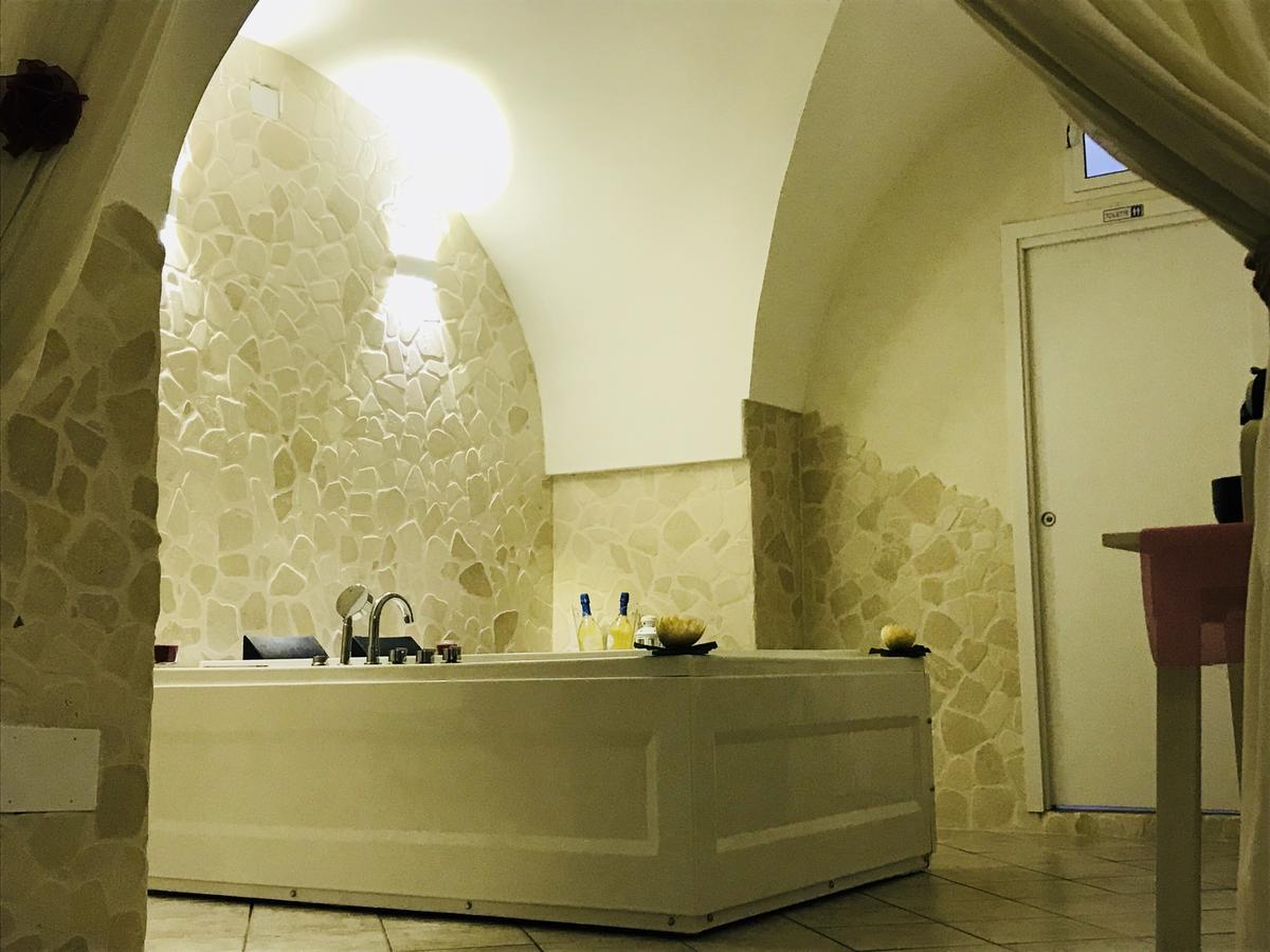 26 Suite Home Ostuni Buitenkant foto