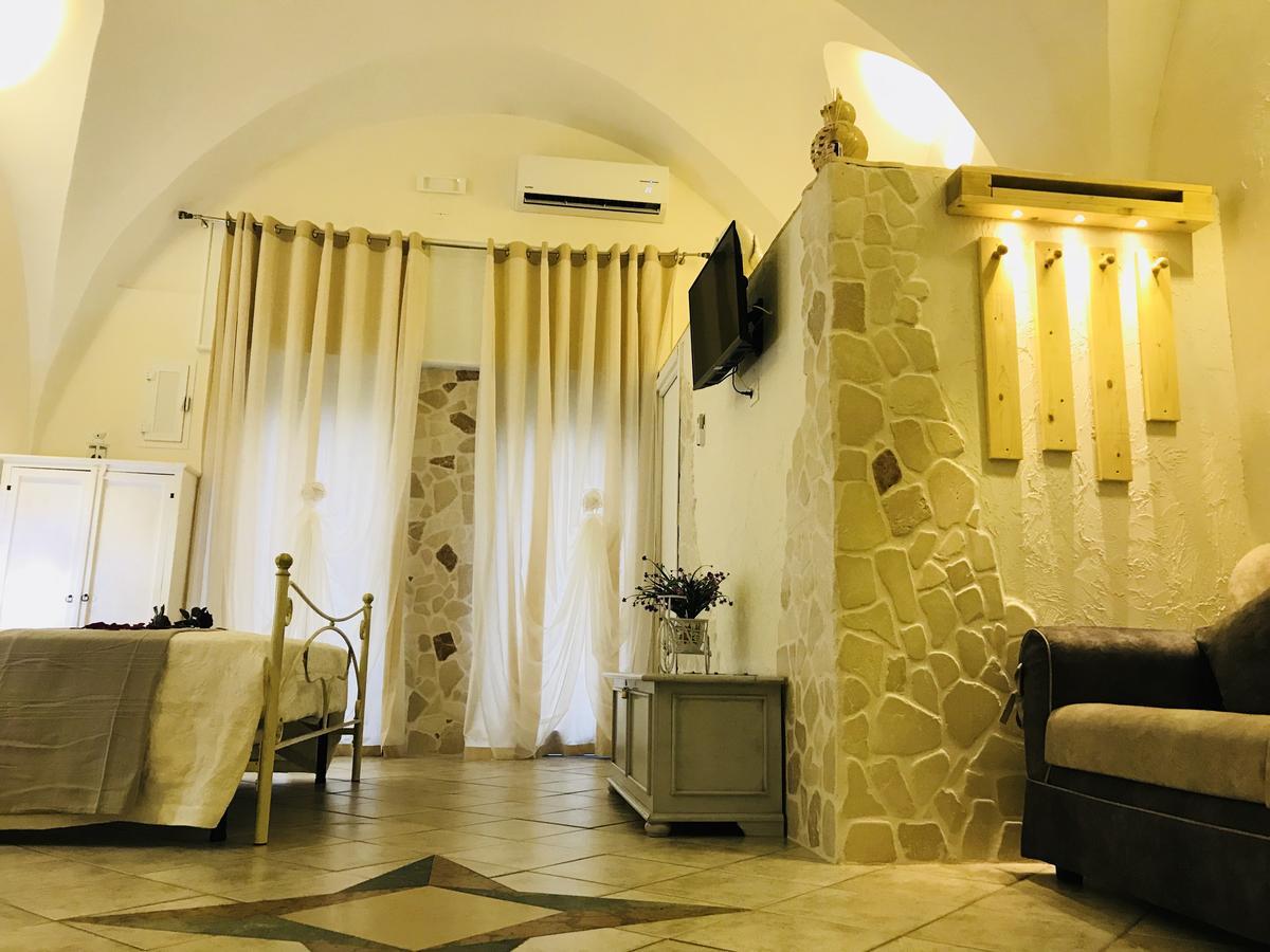 26 Suite Home Ostuni Buitenkant foto