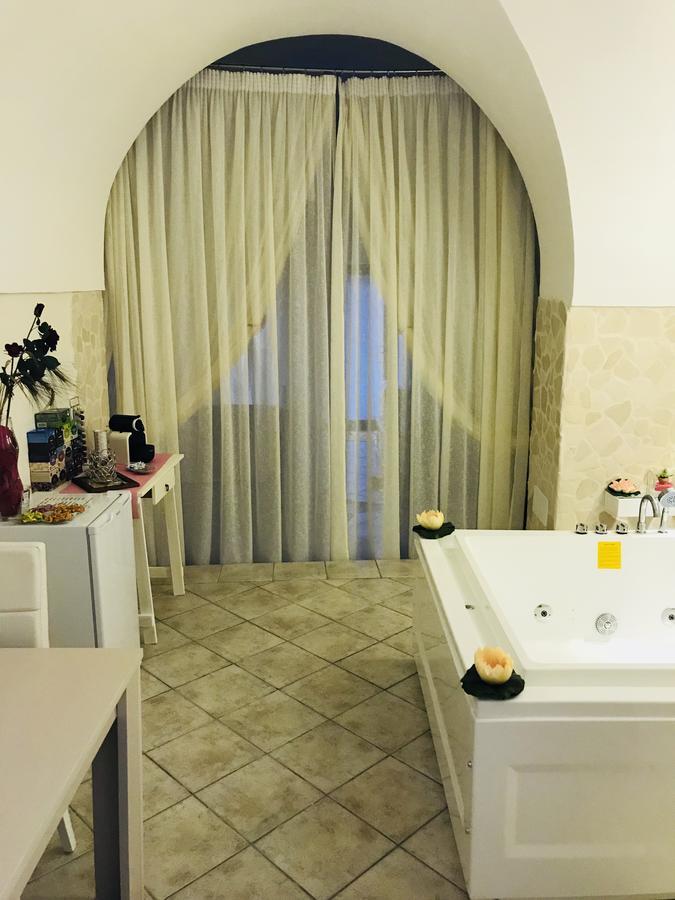 26 Suite Home Ostuni Buitenkant foto