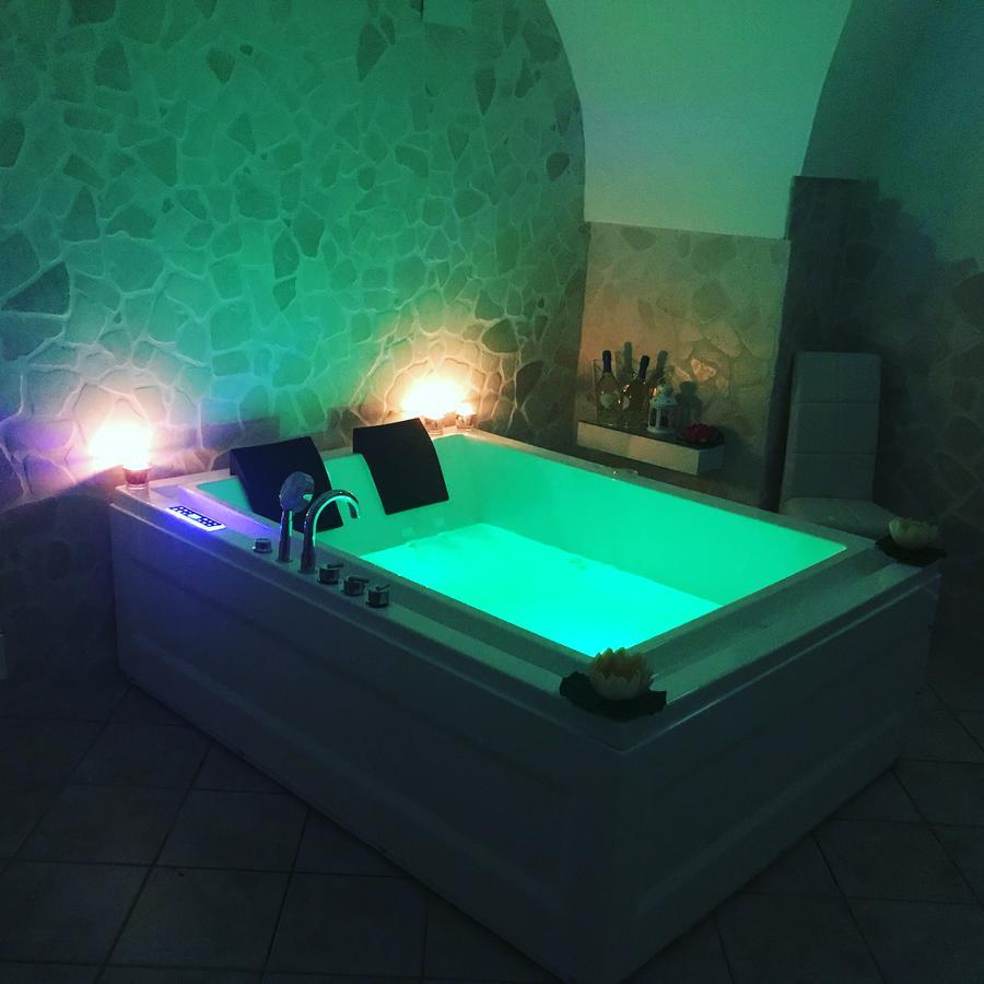 26 Suite Home Ostuni Buitenkant foto